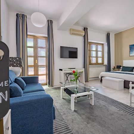 Donnalaura Bed and Breakfast Messina Buitenkant foto