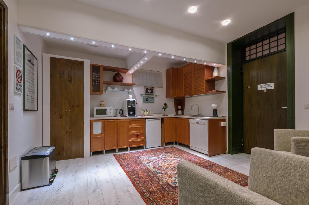 Donnalaura Bed and Breakfast Messina Buitenkant foto